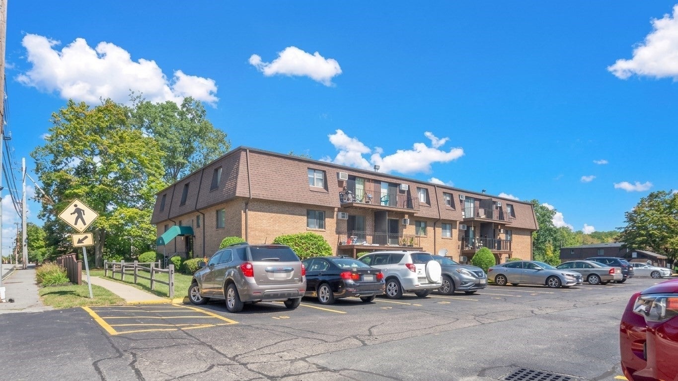 800 County St #8, Taunton, MA Photo #16