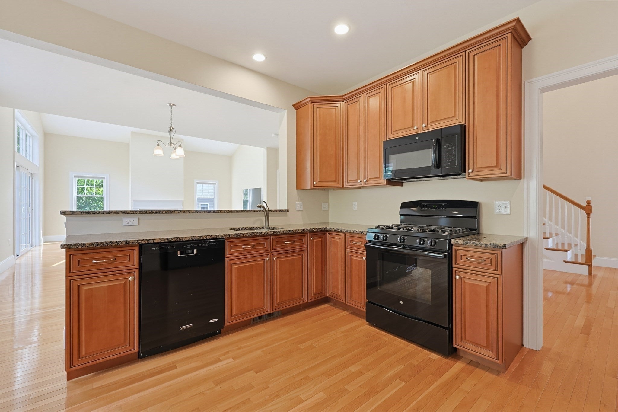106 Walden Way #106, Milford, MA, 106 Walden Way #106, Milford, MA Photo #10