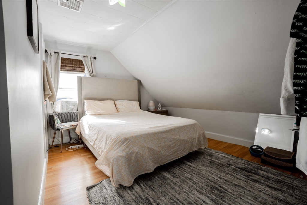 24 Tracey St, Peabody, MA Photo #9