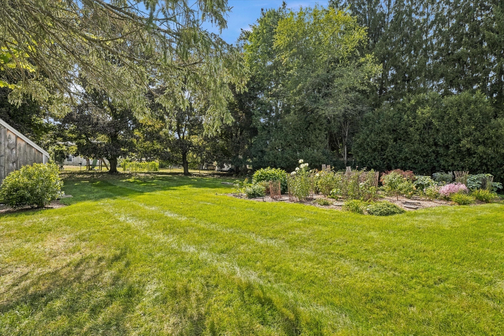 15 Eaton Rd W RD, Framingham, MA Photo #32