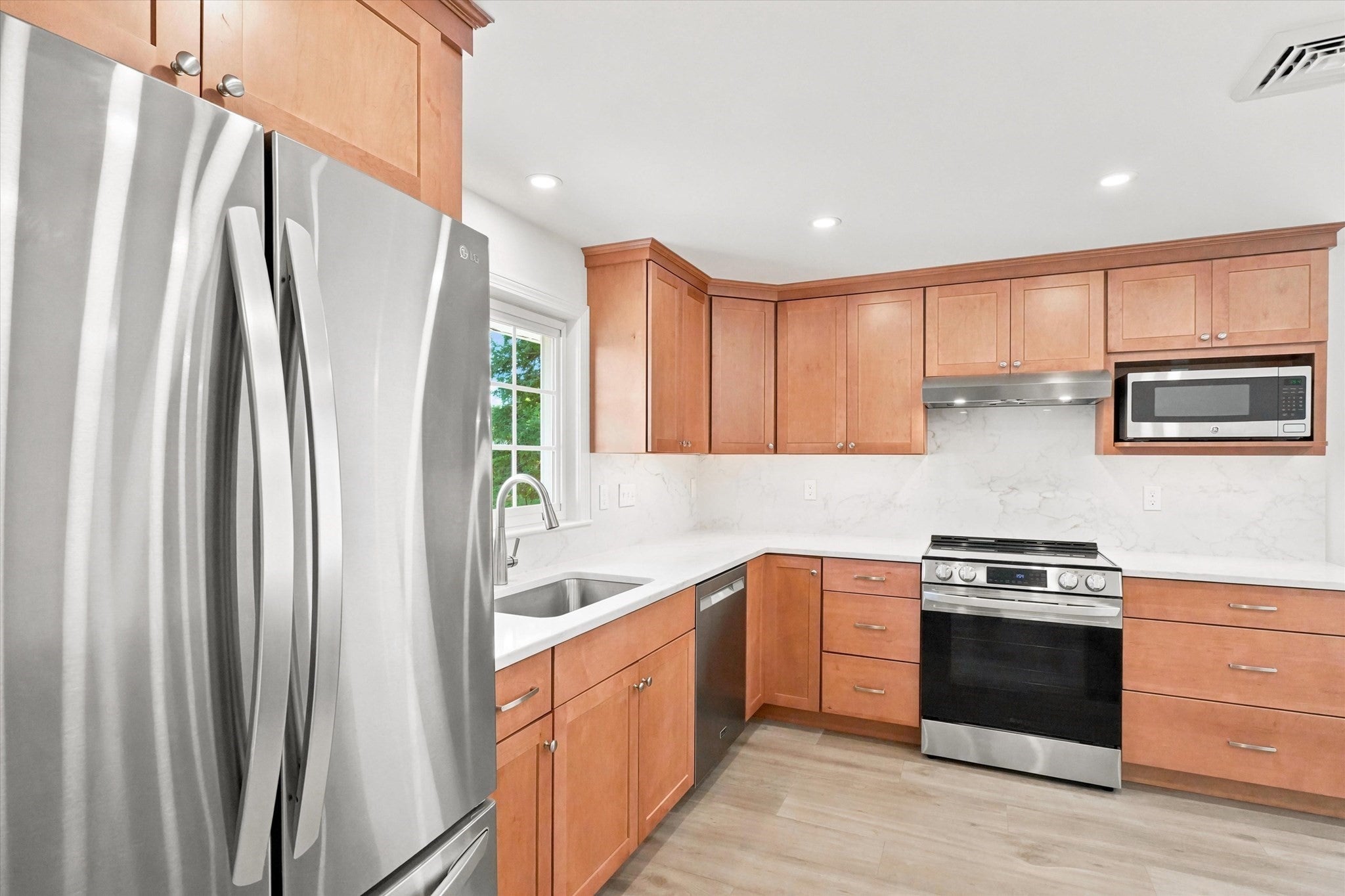 15 Eaton Rd W RD, Framingham, MA Photo #10