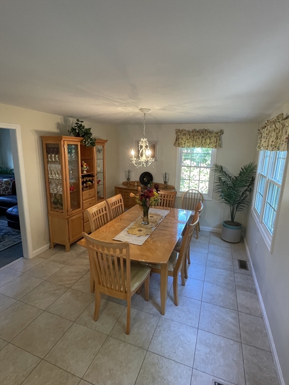 89 Holly Ridge Dr