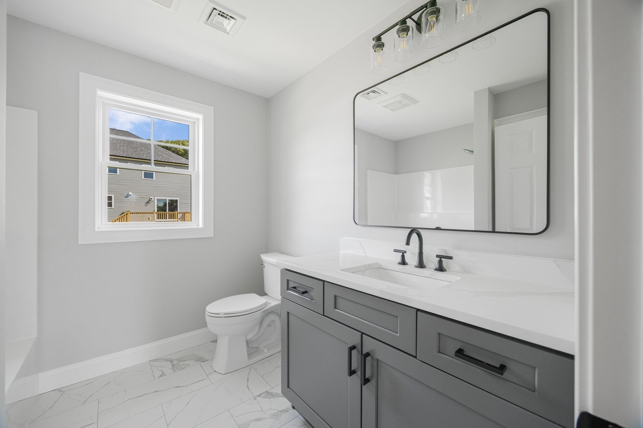 188 St Louis Avenue, Woonsocket, RI, 188 St Louis Avenue, Woonsocket, RI Photo #17