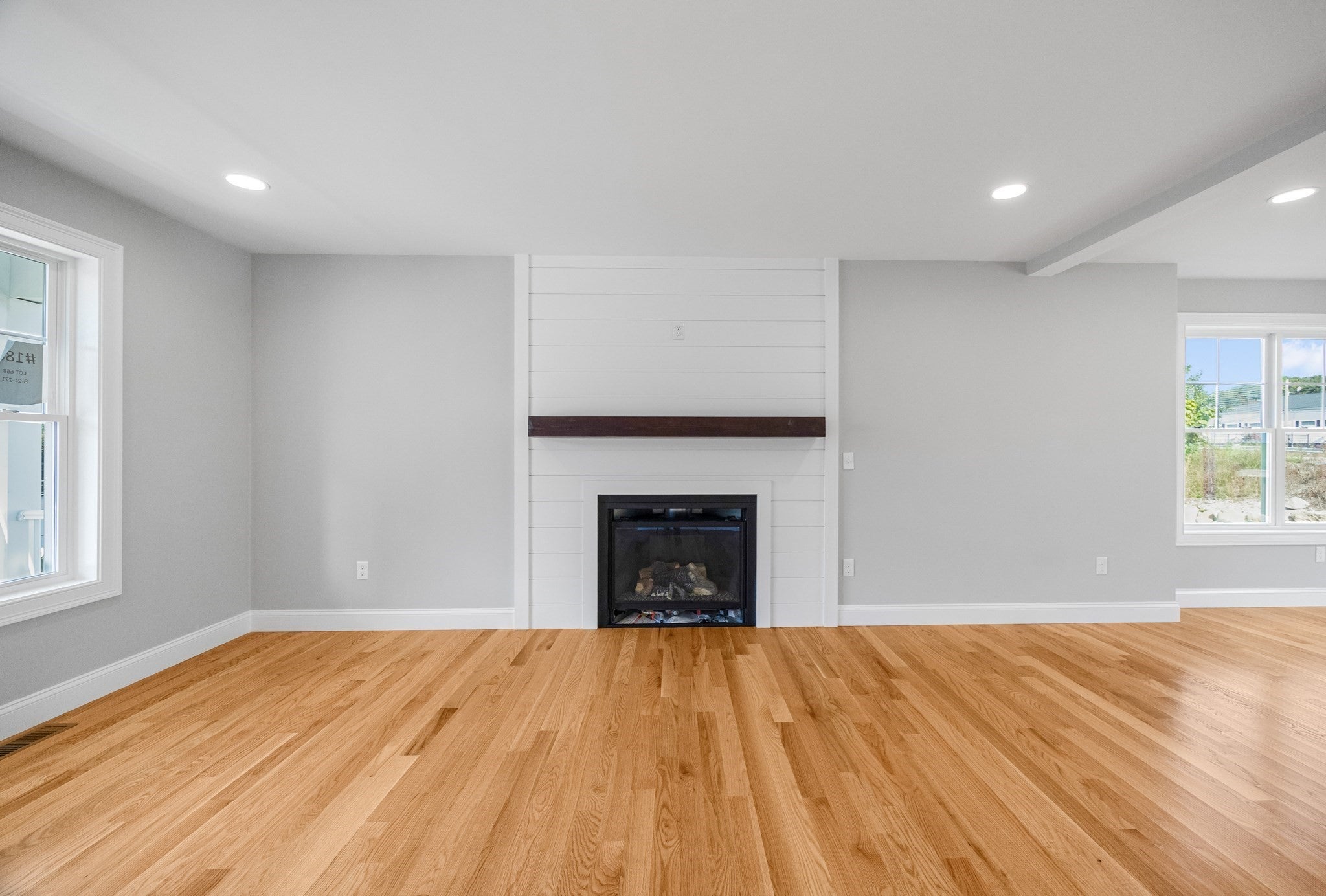 188 St Louis Avenue, Woonsocket, RI, 188 St Louis Avenue, Woonsocket, RI Photo #3