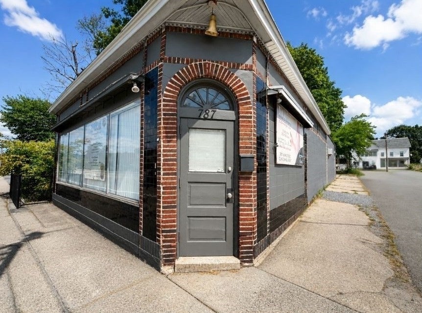 789 Main Street