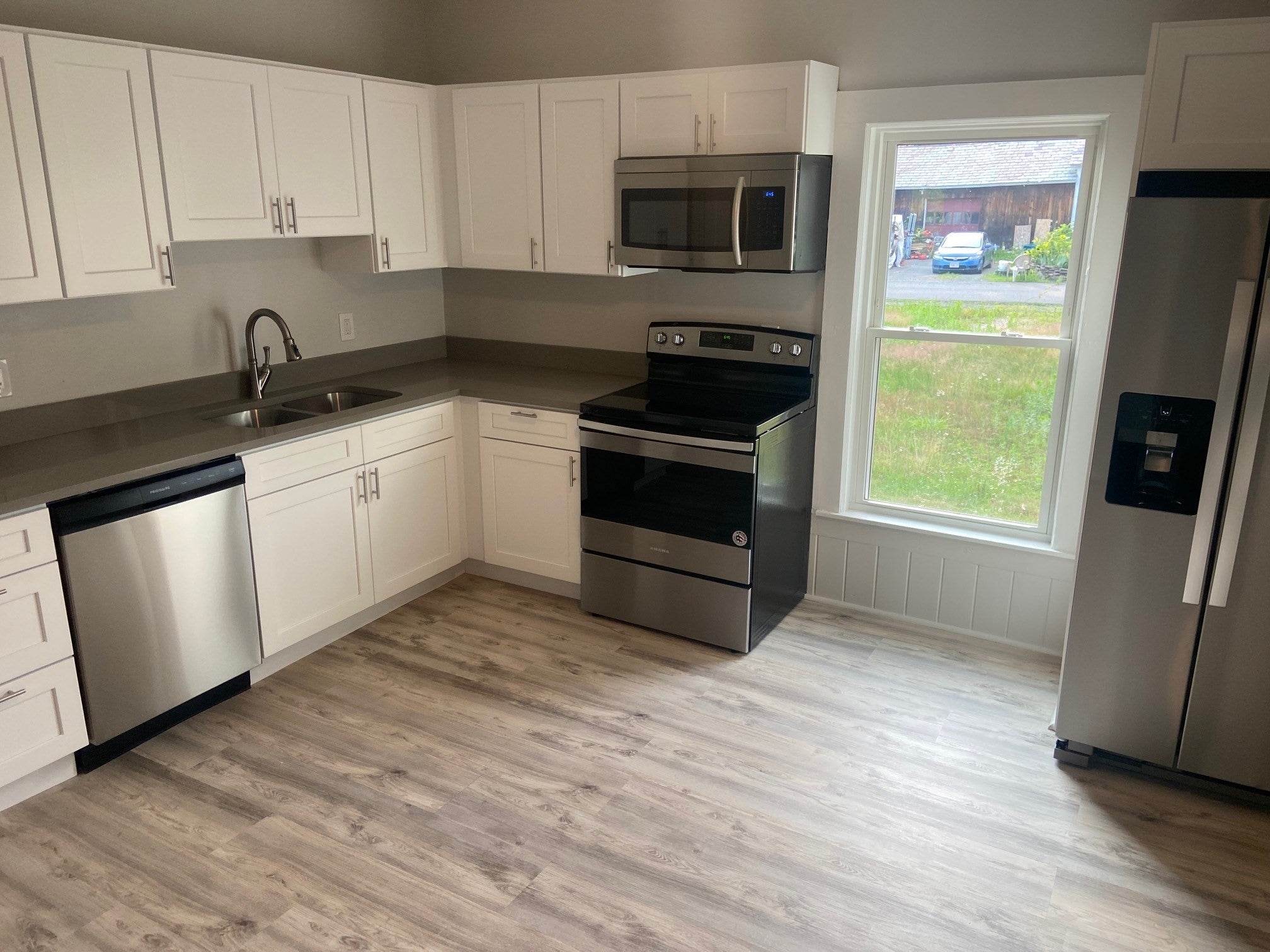 30 Sugarloaf Street, Deerfield, MA Photo #10