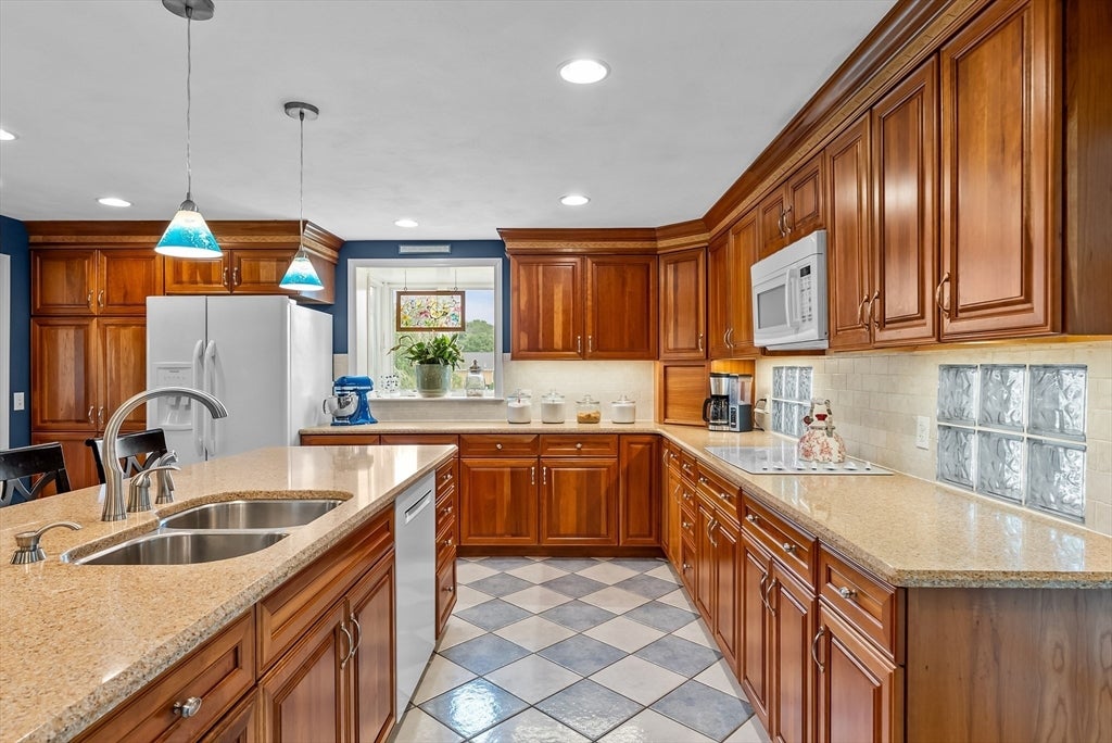61 Water Street, Rehoboth, MA Photo #9