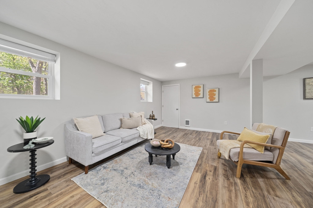 178 Morse St, Sharon, MA Photo #25