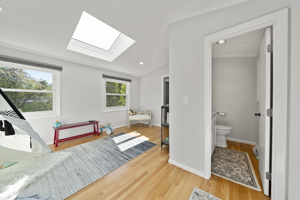 178 Morse St, Sharon, MA Photo #9