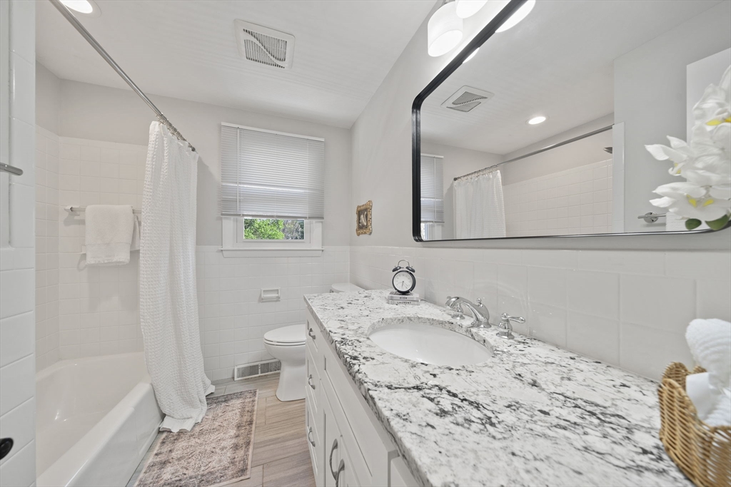178 Morse St, Sharon, MA Photo #21