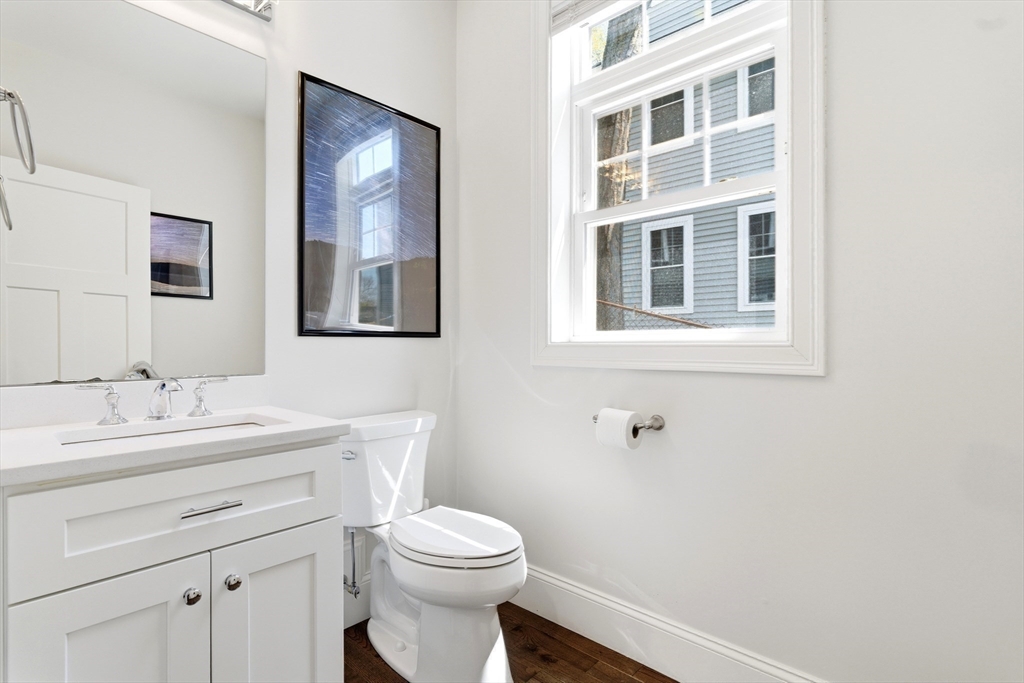 33 Charles St #33, Watertown, MA Photo #16