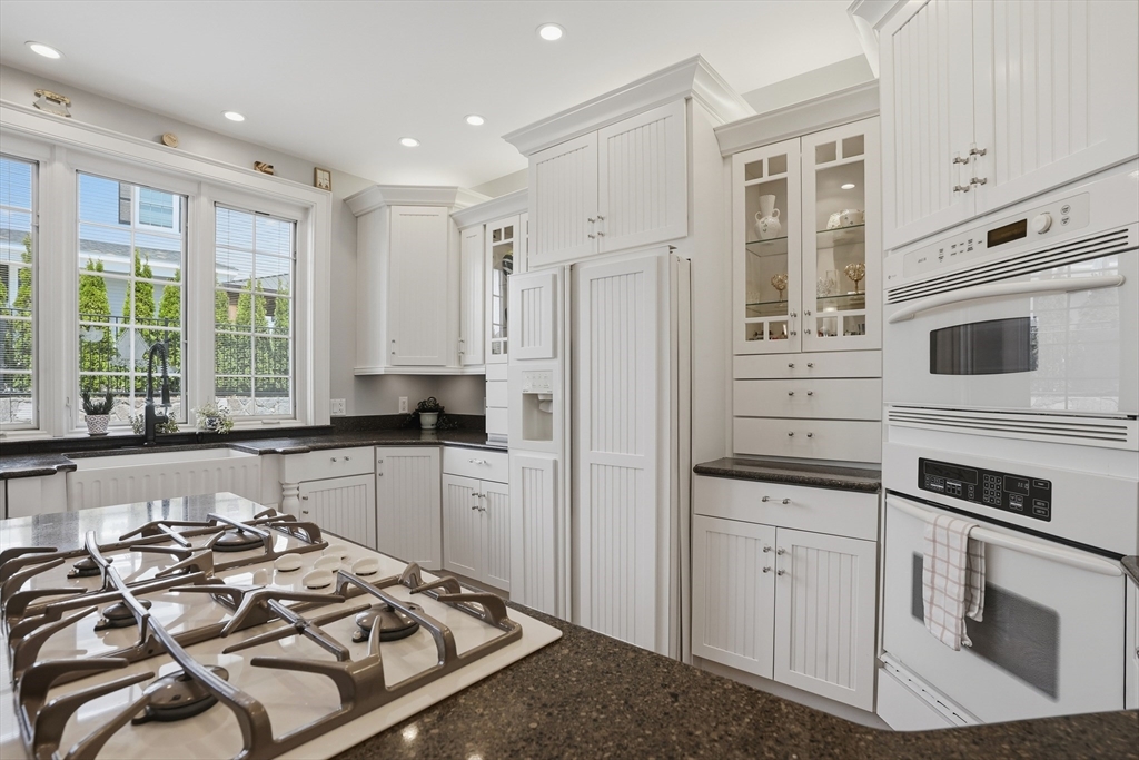 1 Twin Springs Drive, Saugus, MA Photo #13