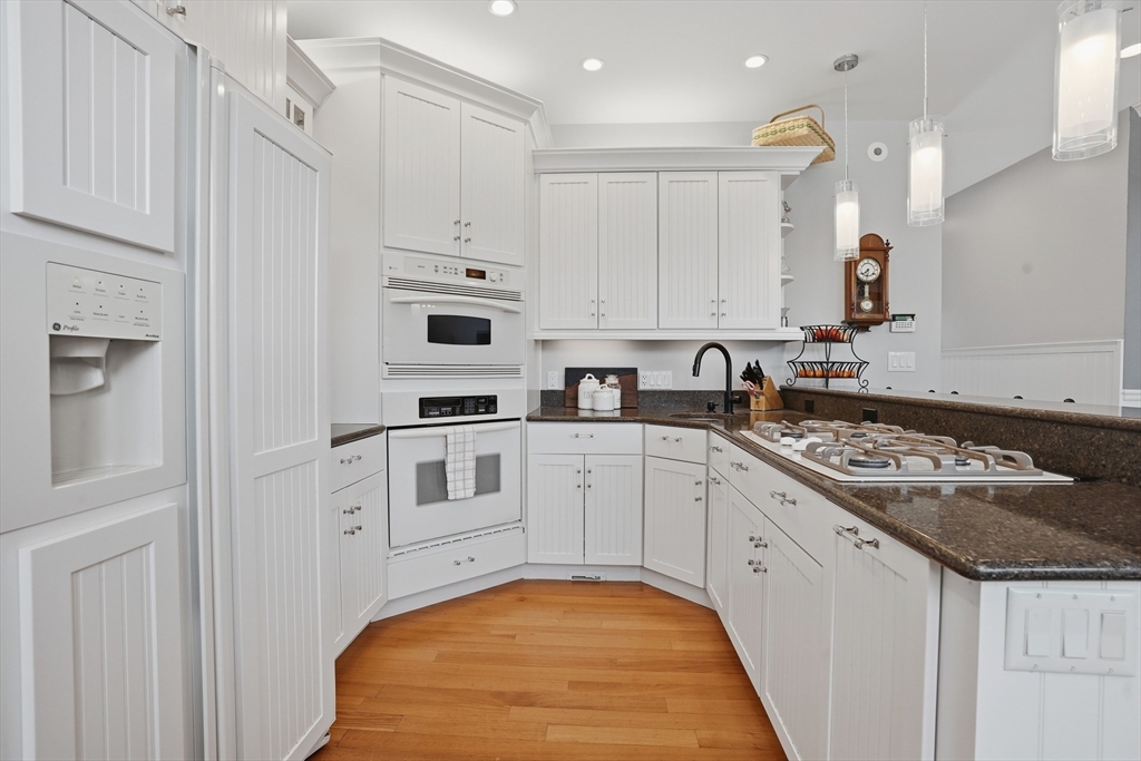 1 Twin Springs Drive, Saugus, MA Photo #14