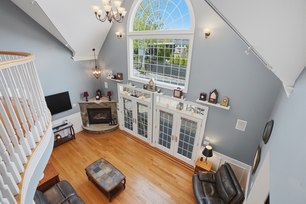 1 Twin Springs Drive, Saugus, MA Photo #9