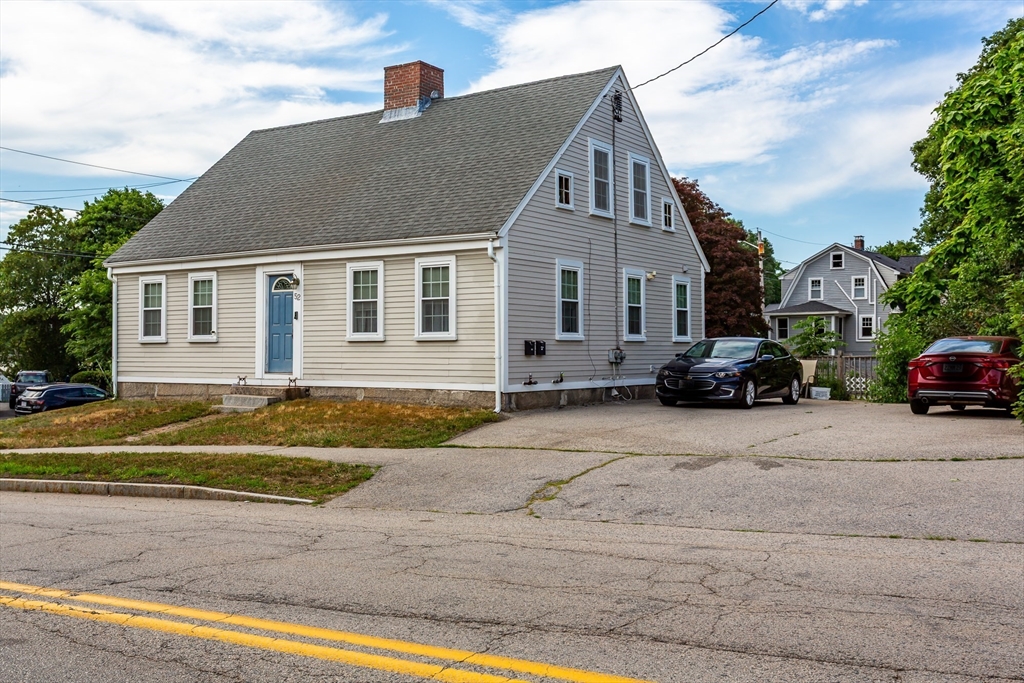 52 High St