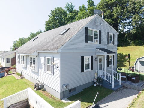 Photo of 37 Parsons Hill Dr #B, Worcester, MA 01603 (MLS # 73563834)