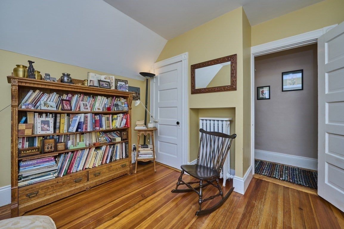 19 Brown Ave, Boston, MA Photo #17