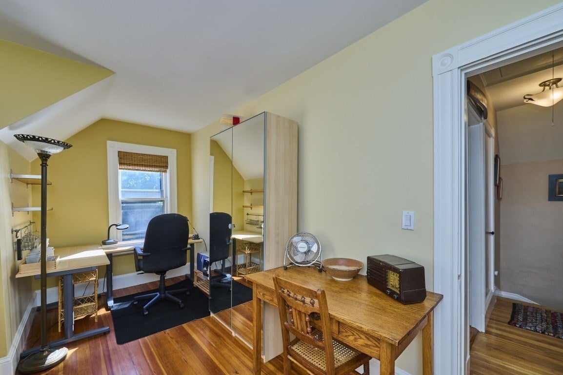 19 Brown Ave, Boston, MA Photo #18