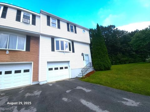 13 Plantation Rd 13 Oxford MA 01540