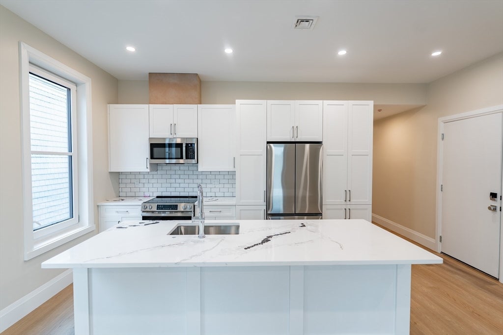 841 Columbia Road #6, Boston, MA, 841 Columbia Road #6, Boston, MA Photo #6