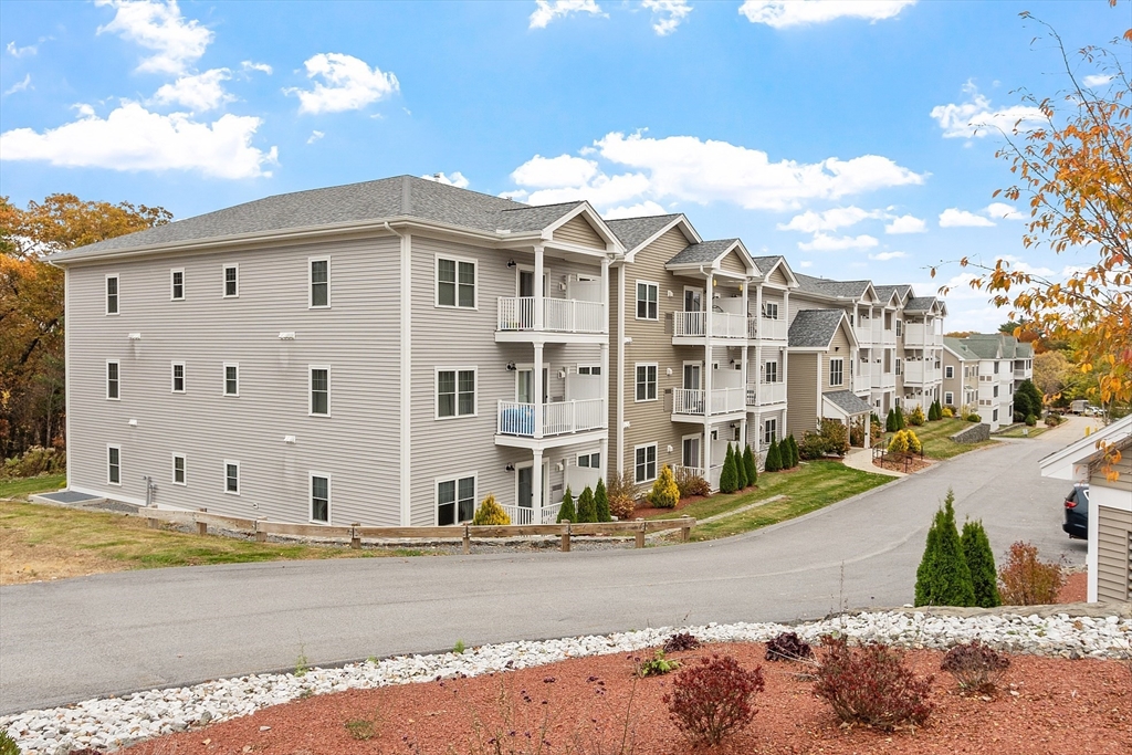 3202 Briarwood Vlg 3202