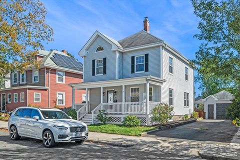 21 Lyman St Beverly MA 01915