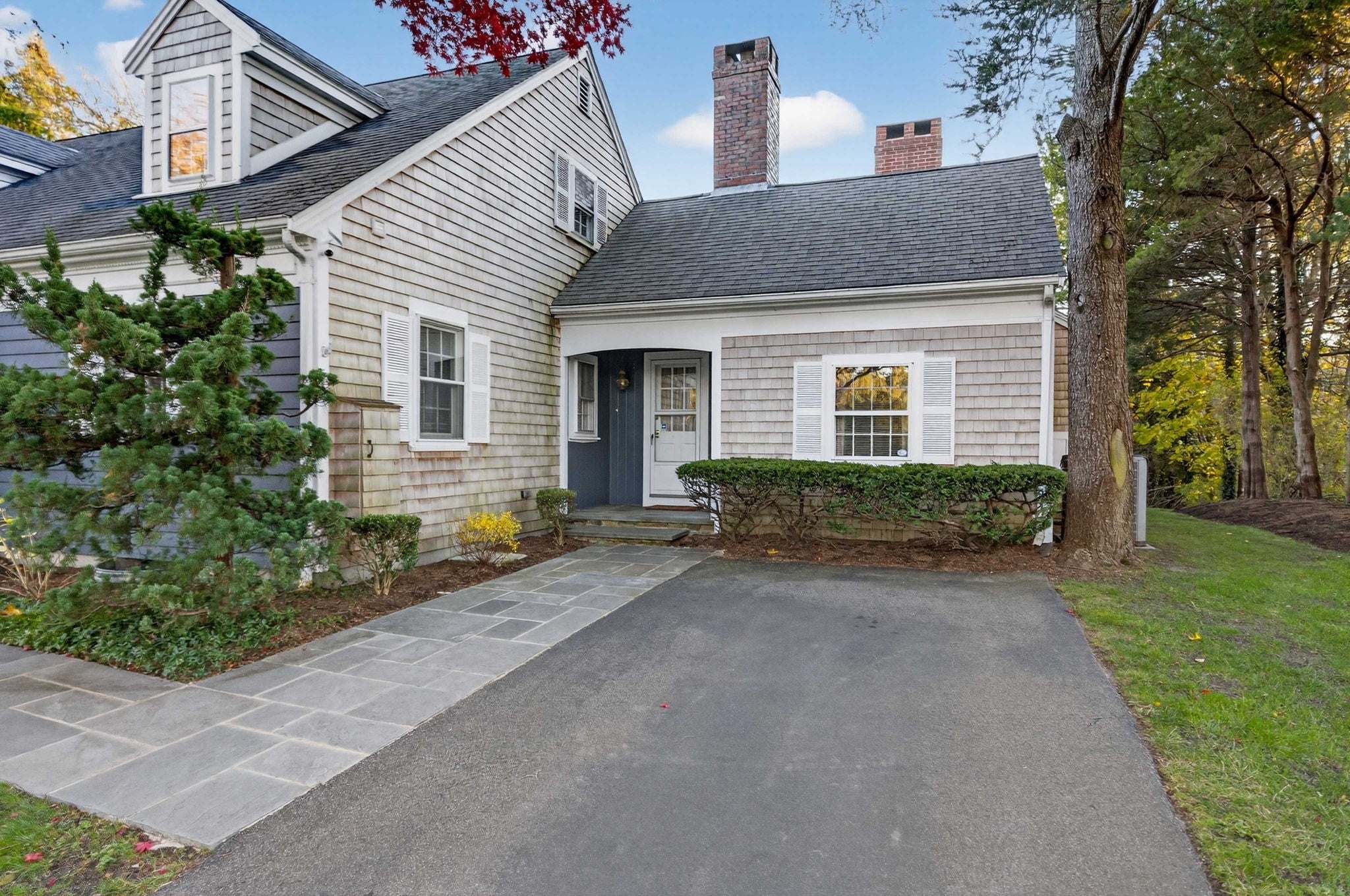 79 Bayberry Ln