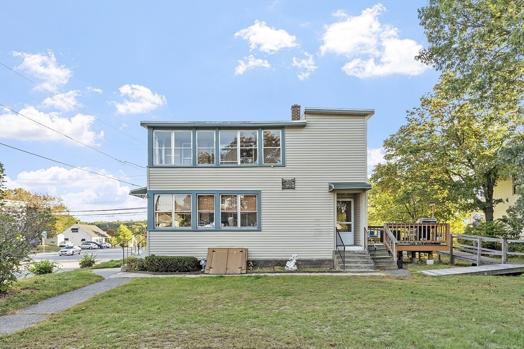 284 Mechanic St