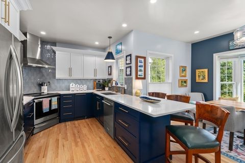 Photo of 34 Martingale Ln #34, Andover, MA 01810 (MLS # 73481287)