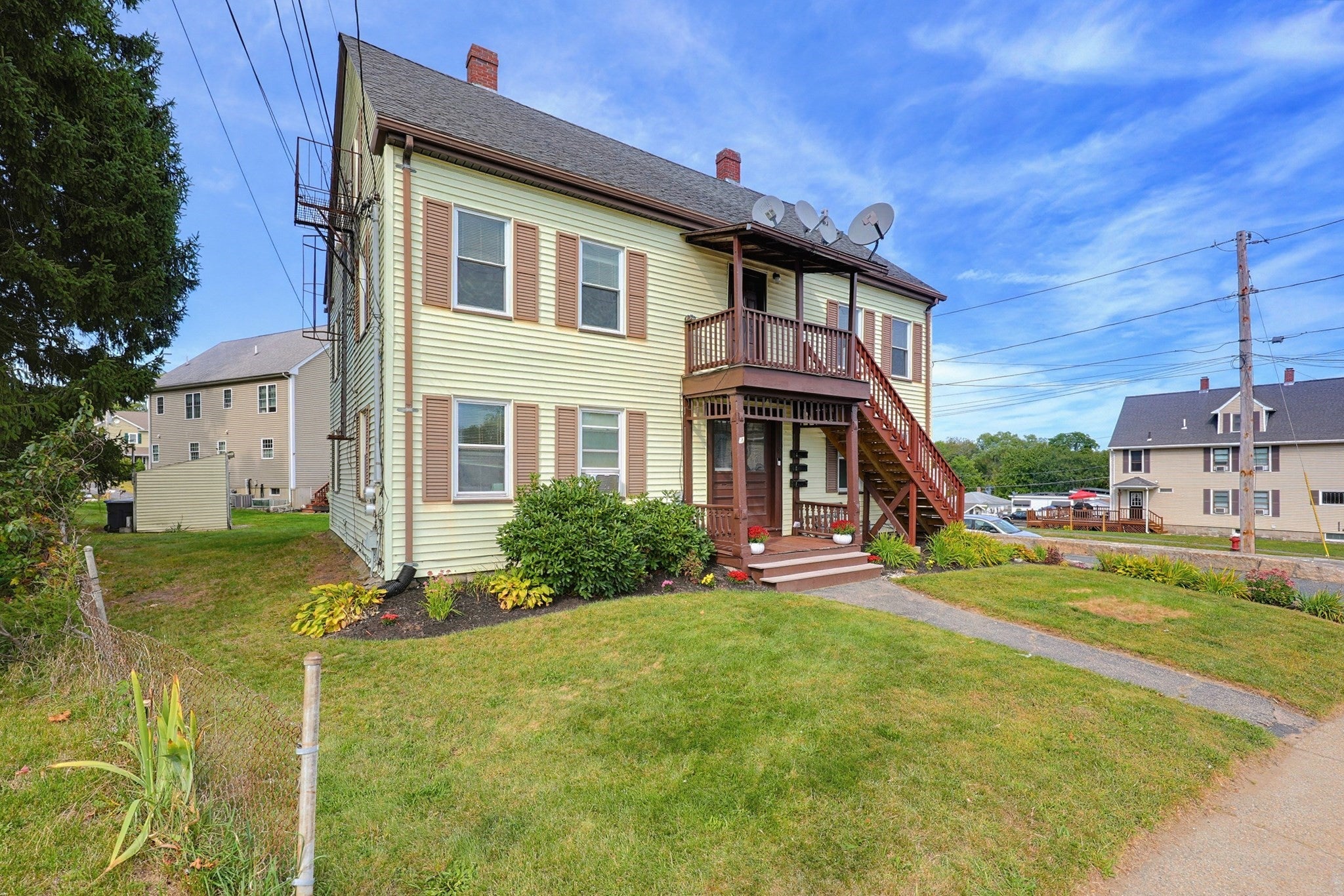 87 West St