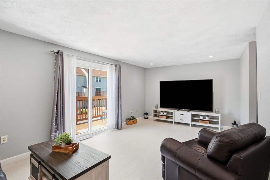 107 Patrick Rd 107