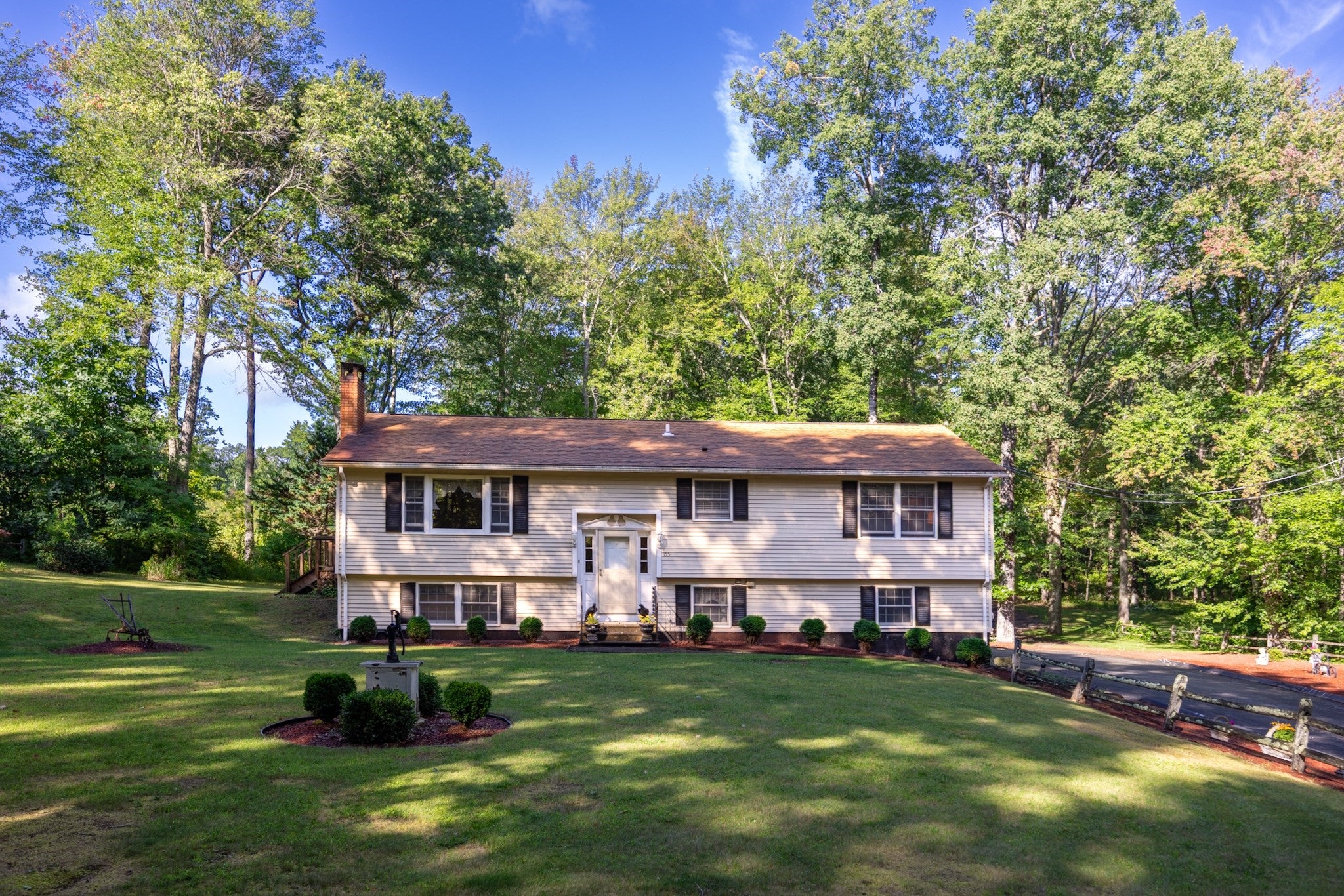 155 Long Hill Rd, West Brookfield, MA, 155 Long Hill Rd, West Brookfield, MA Photo #8