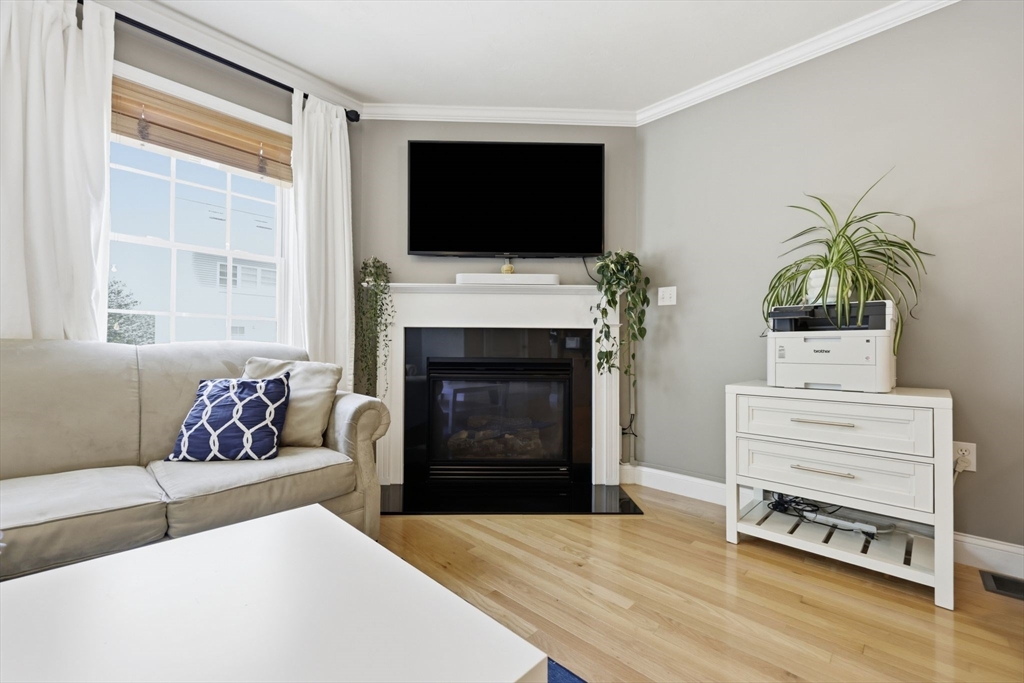 56 Whispering Pine Cir #56, Worcester, MA Photo #12