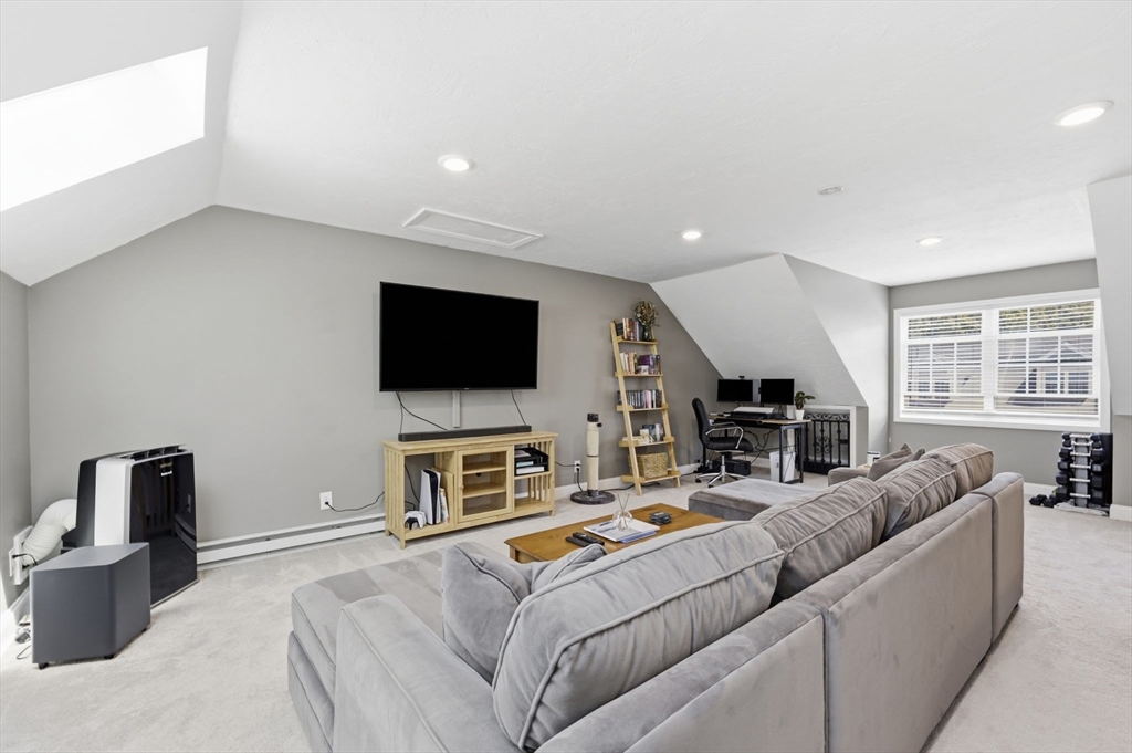 56 Whispering Pine Cir #56, Worcester, MA Photo #26