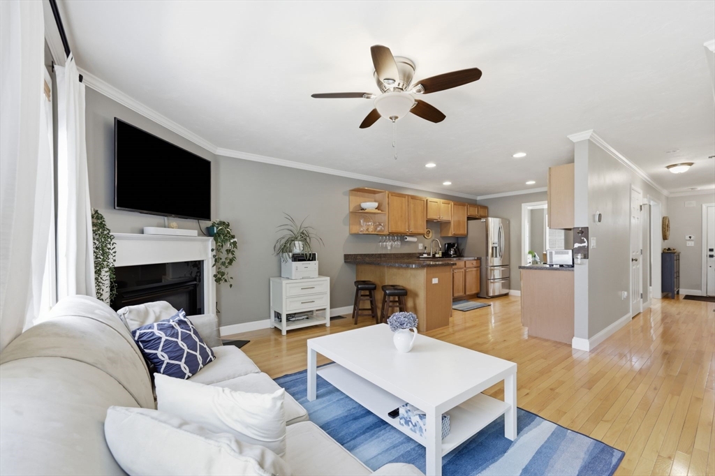 56 Whispering Pine Cir #56, Worcester, MA Photo #14