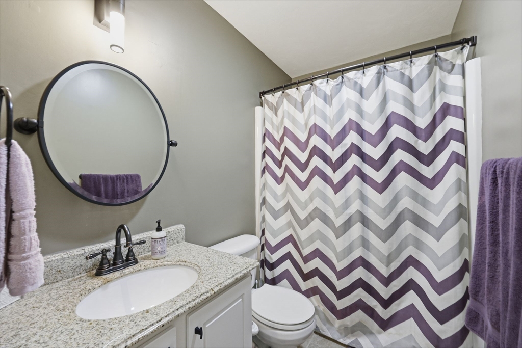 56 Whispering Pine Cir #56, Worcester, MA Photo #21