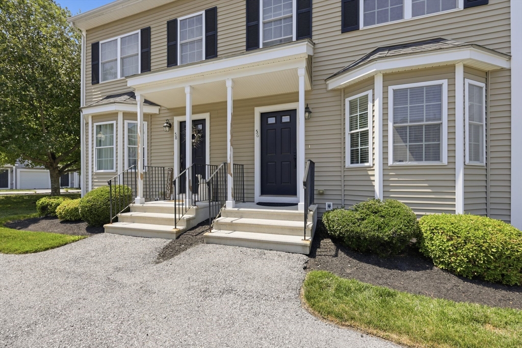 Photo of 56 Whispering Pine Cir, Worcester, MA