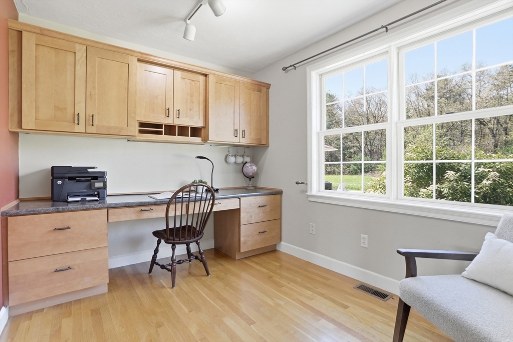 10 Hayrick Lane, Westford, MA Photo #19