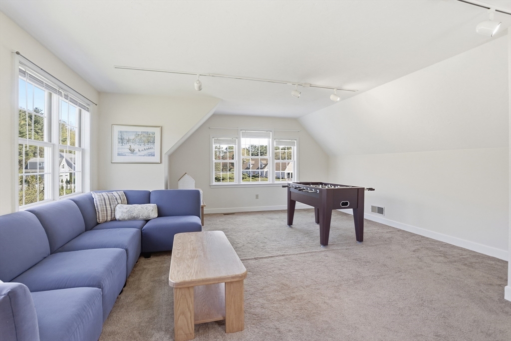 10 Hayrick Lane, Westford, MA Photo #33