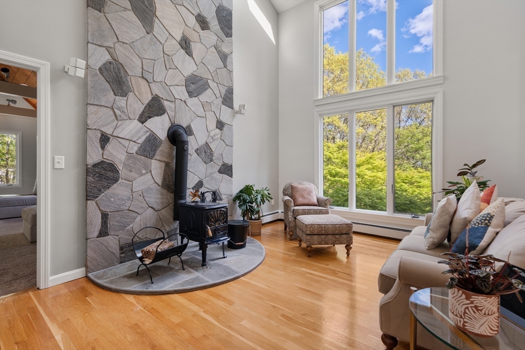 9 Arrowhead Ln, Franklin, MA Photo #10