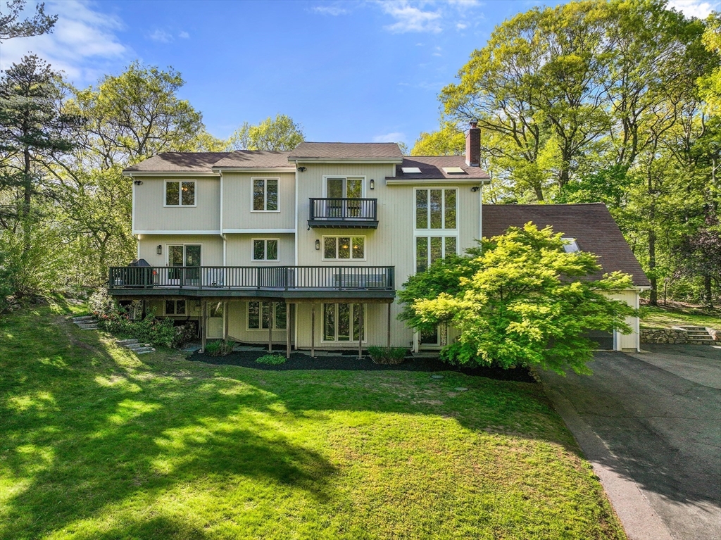 9 Arrowhead Ln, Franklin, MA Photo #1