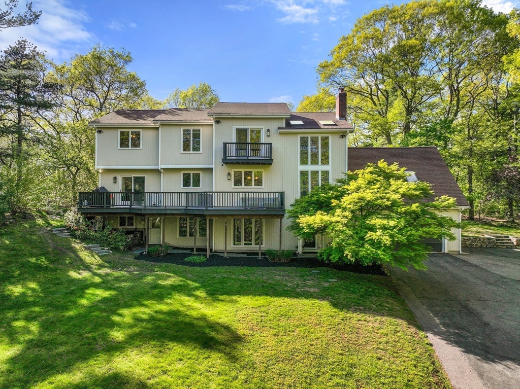9 Arrowhead Ln