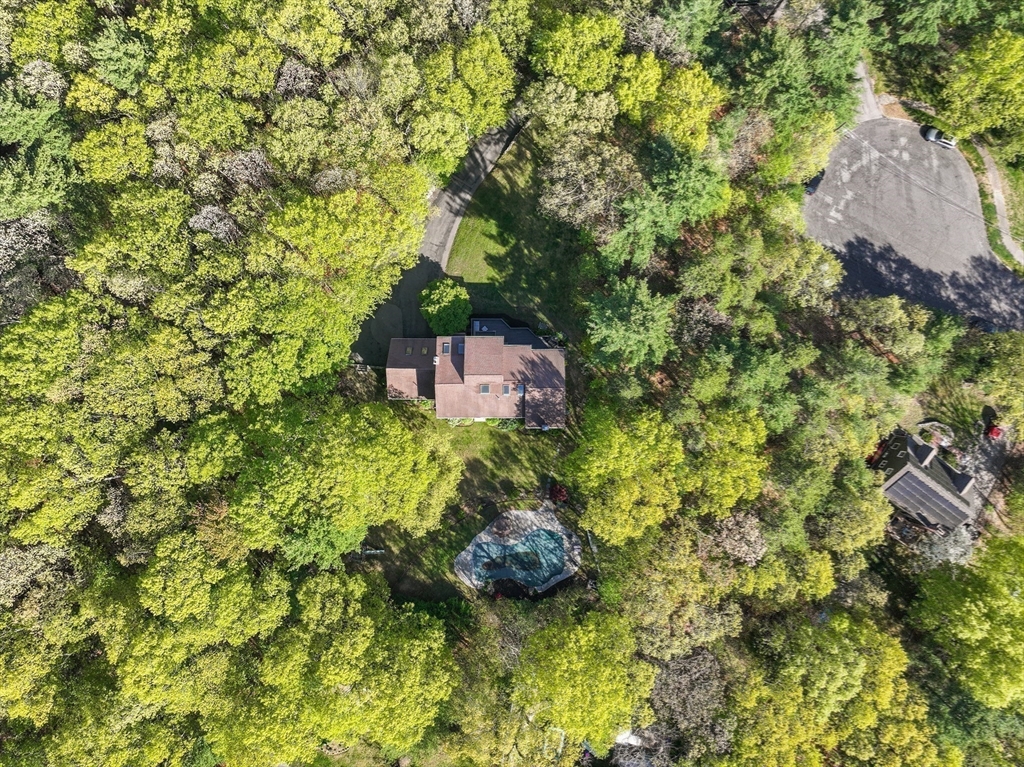 9 Arrowhead Ln, Franklin, MA Photo #3