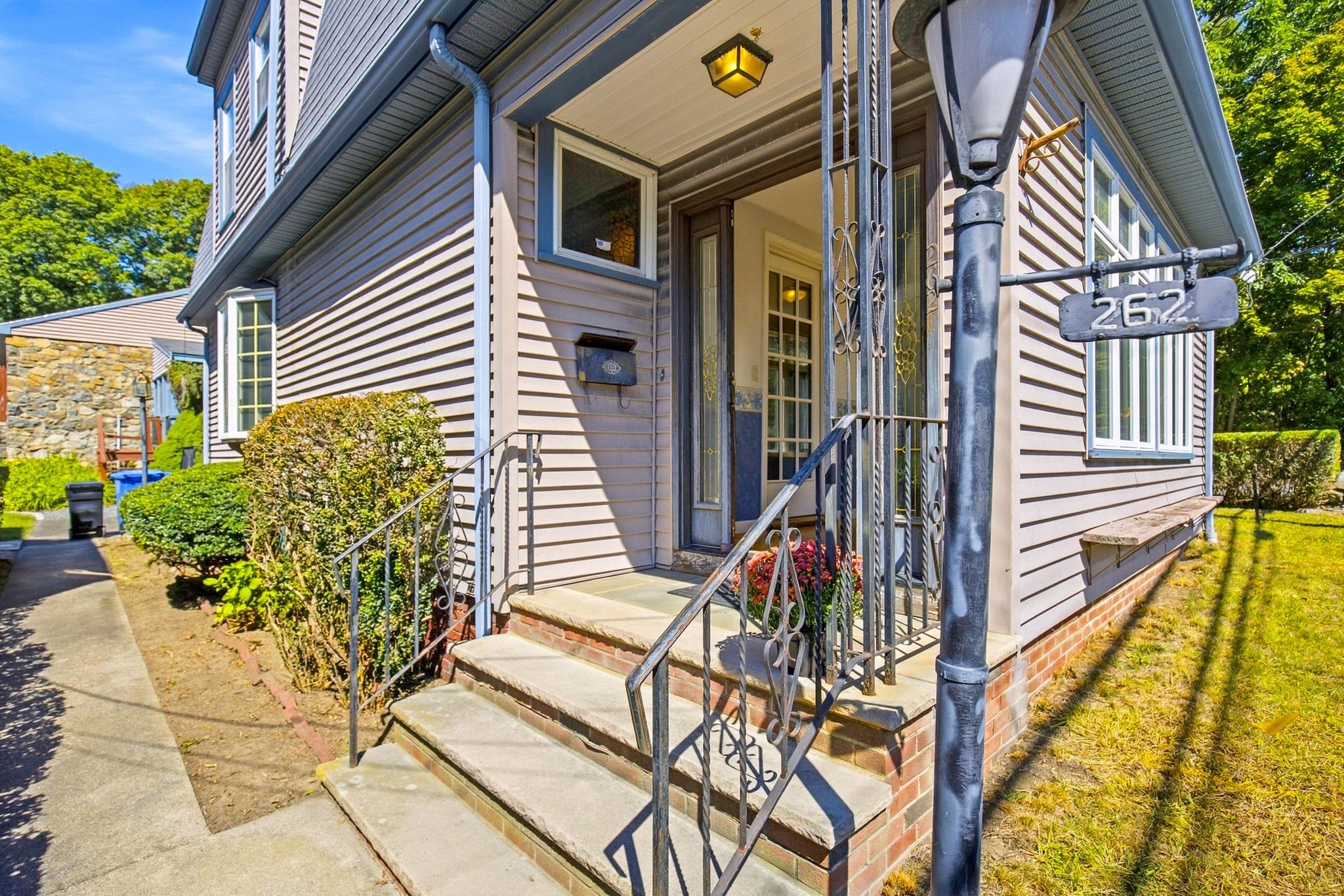 262 Essex St, Swampscott, MA, 262 Essex St, Swampscott, MA Photo #6