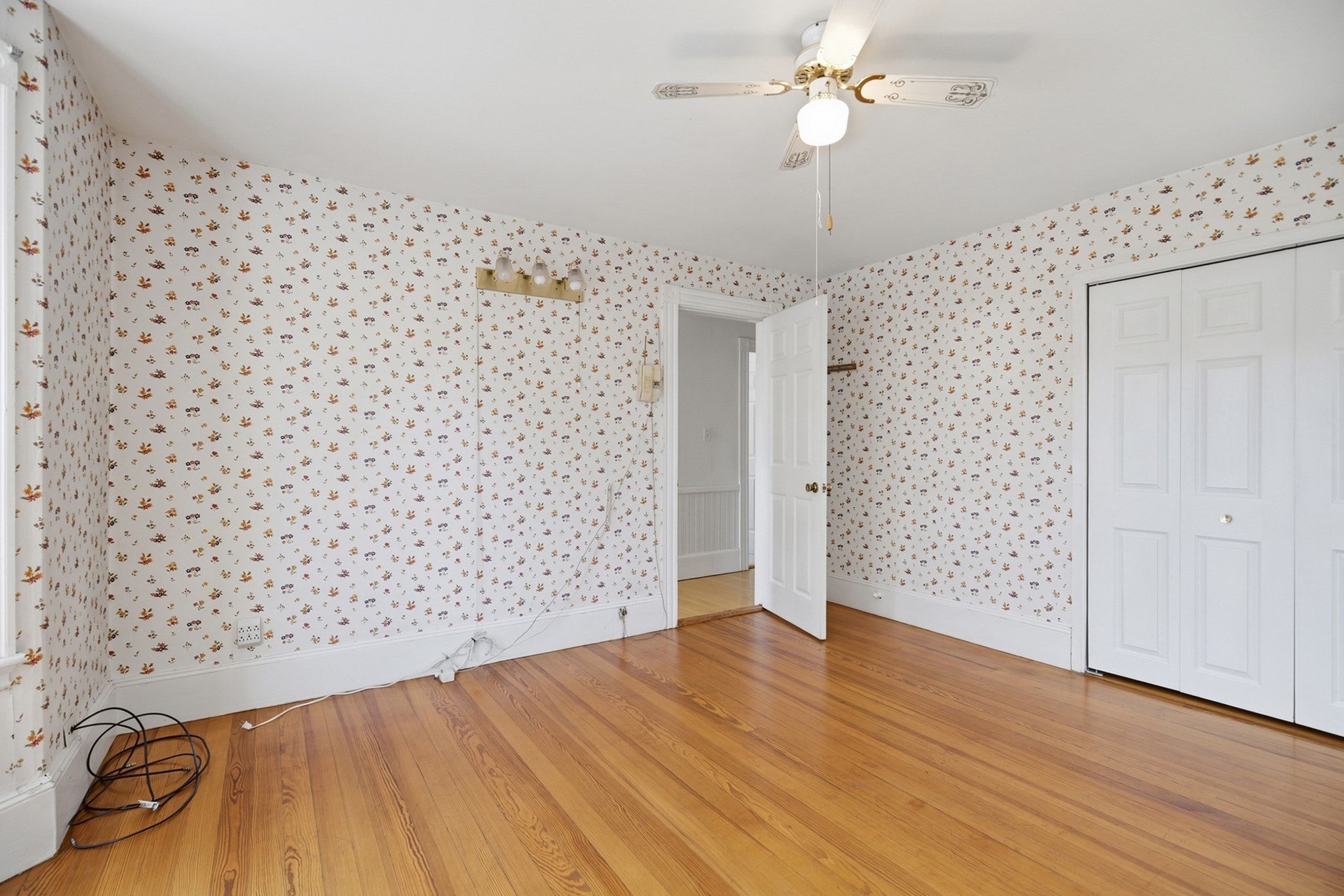 262 Essex St, Swampscott, MA, 262 Essex St, Swampscott, MA Photo #20