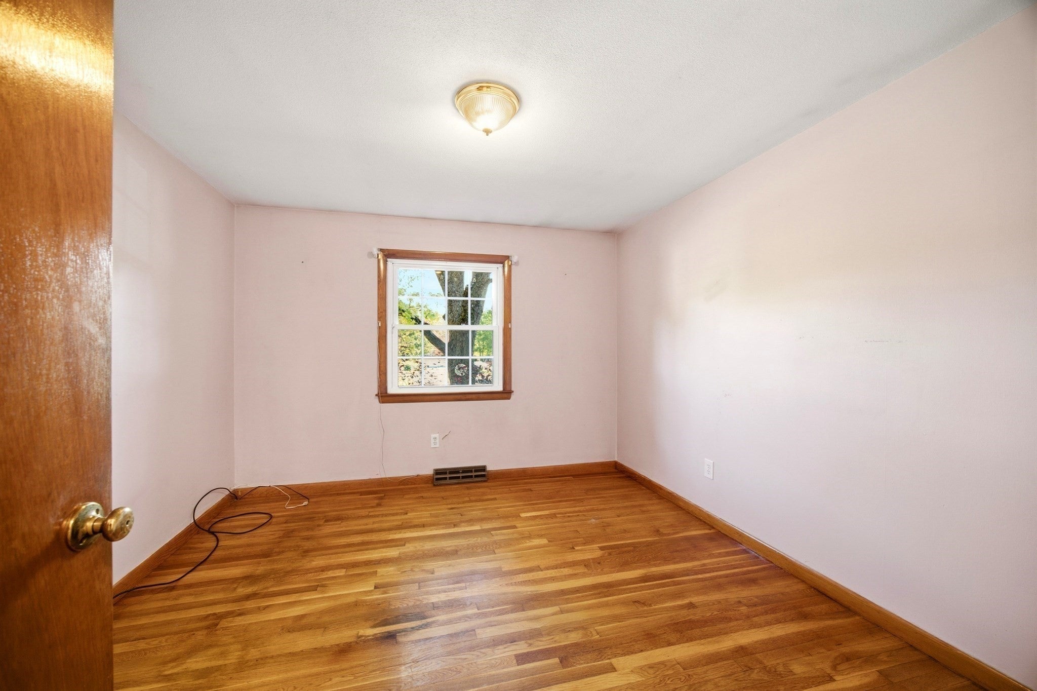 20 Deerfield Dr, Northampton, MA, 20 Deerfield Dr, Northampton, MA Photo #23