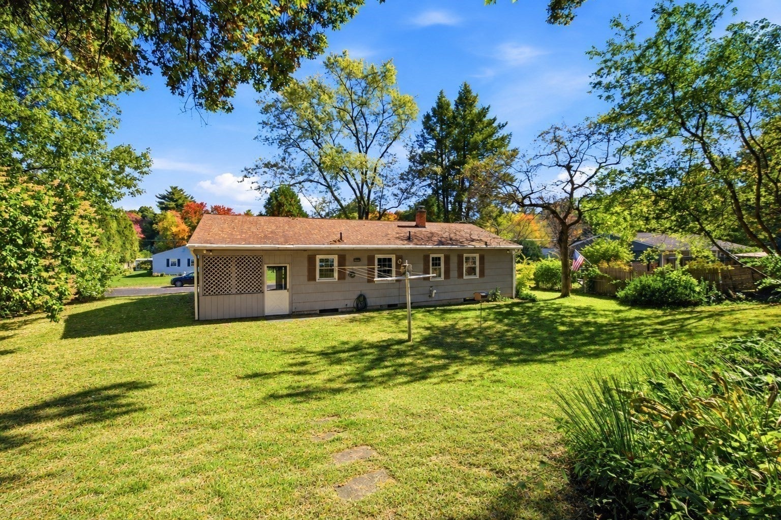 20 Deerfield Dr