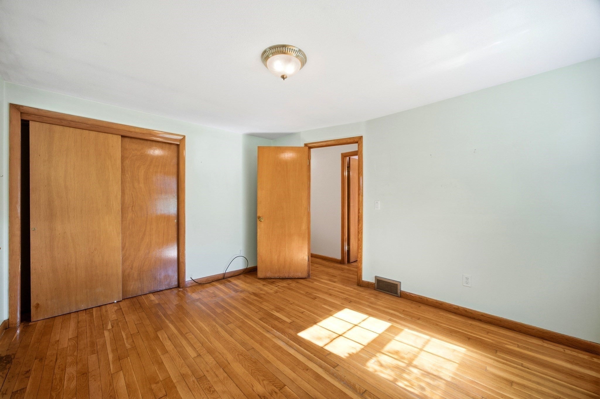 20 Deerfield Dr, Northampton, MA, 20 Deerfield Dr, Northampton, MA Photo #31
