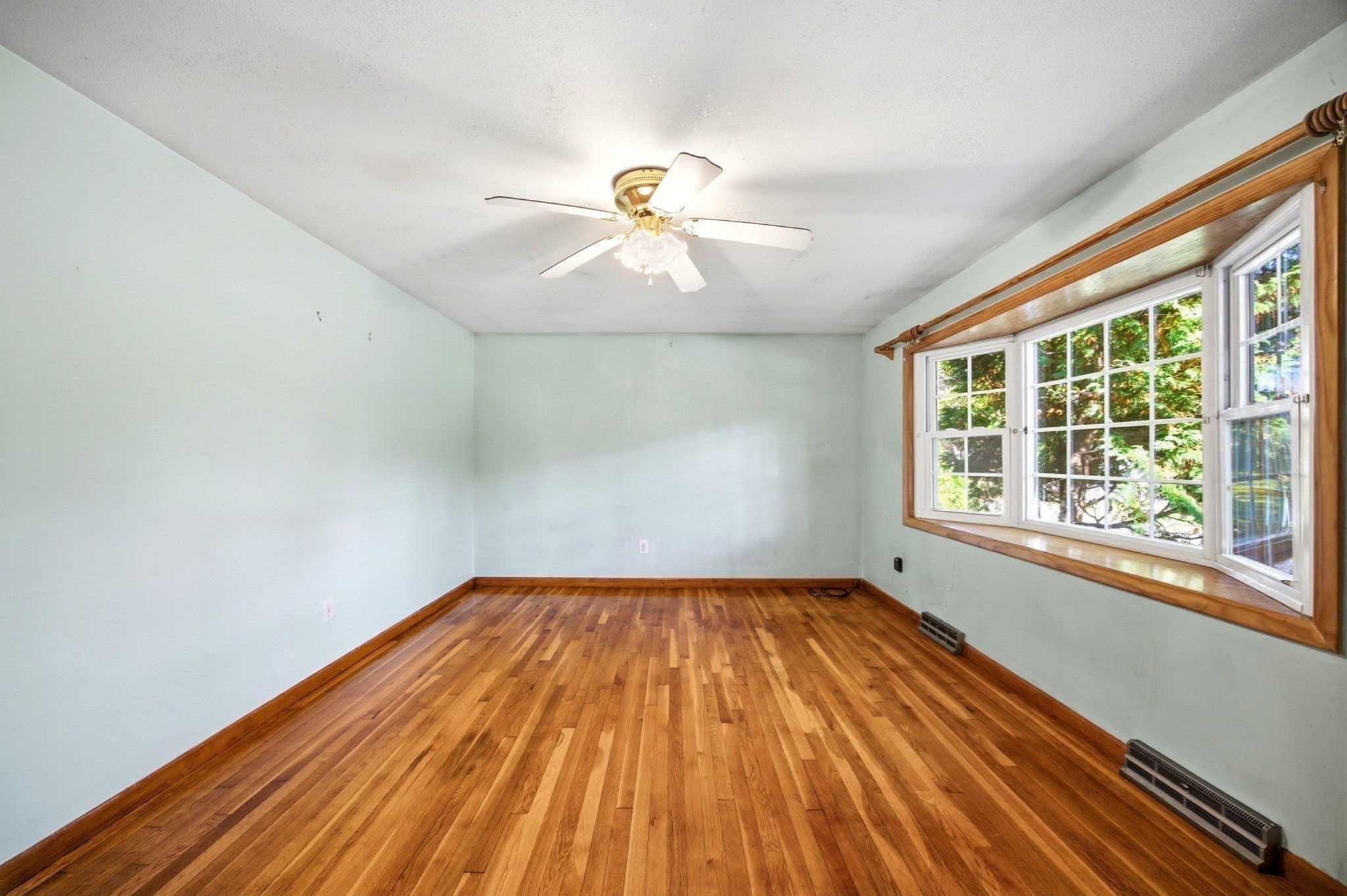 20 Deerfield Dr, Northampton, MA, 20 Deerfield Dr, Northampton, MA Photo #12