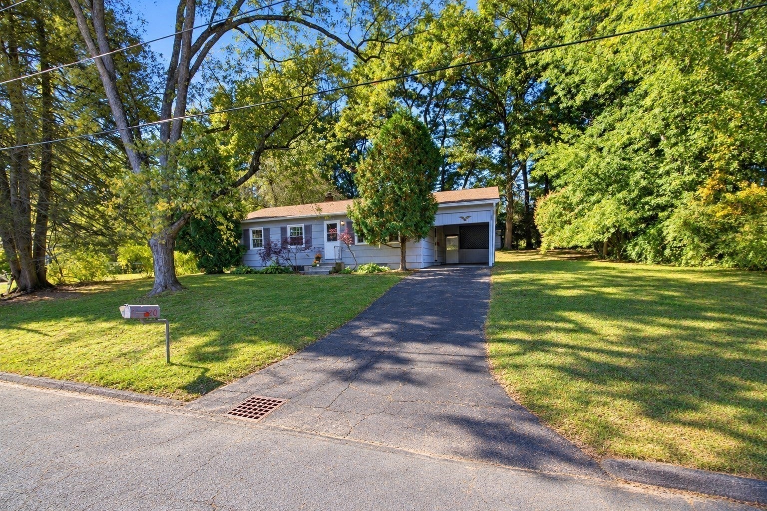 20 Deerfield Dr, Northampton, MA, 20 Deerfield Dr, Northampton, MA Photo #1